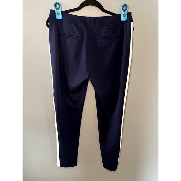 J. Mclaughlin Navy Larkin Ponte Pull On Skinny Pants with White Stripe Size 10 - Picture 3 of 7